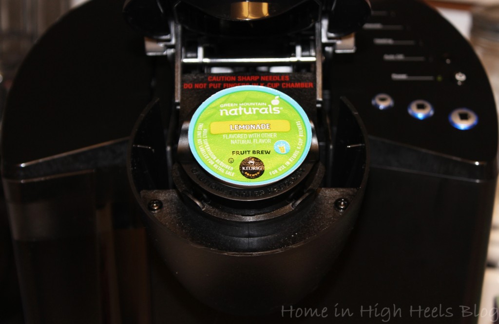 Quick Summertime Popsicle Ideas with Keurig #BrewOverIce! Strawberry Lemonade & Creamy Espresso Recipes!
