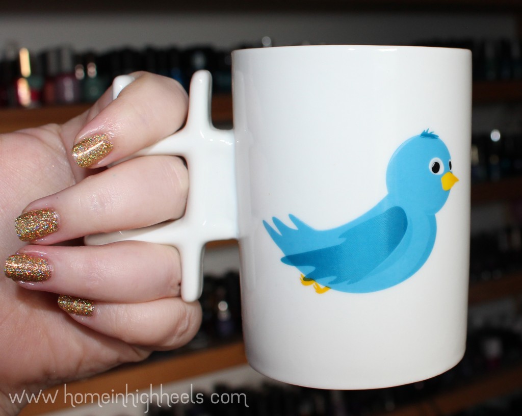 Thumbs Up Twitter #mug Cup- the perfect way to start your day when trying to keep your thoughts to 140 characters...yeah you need caffeine. & a hashtag mug obviously on Home in High Heels | www.homeinhighheels.com