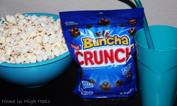 Kill Boredom with a Movie Night at Home including snacks on Home in High Heels. This military family is on a budget & needs to have a bit of fun! | www.homeinhighheels.com