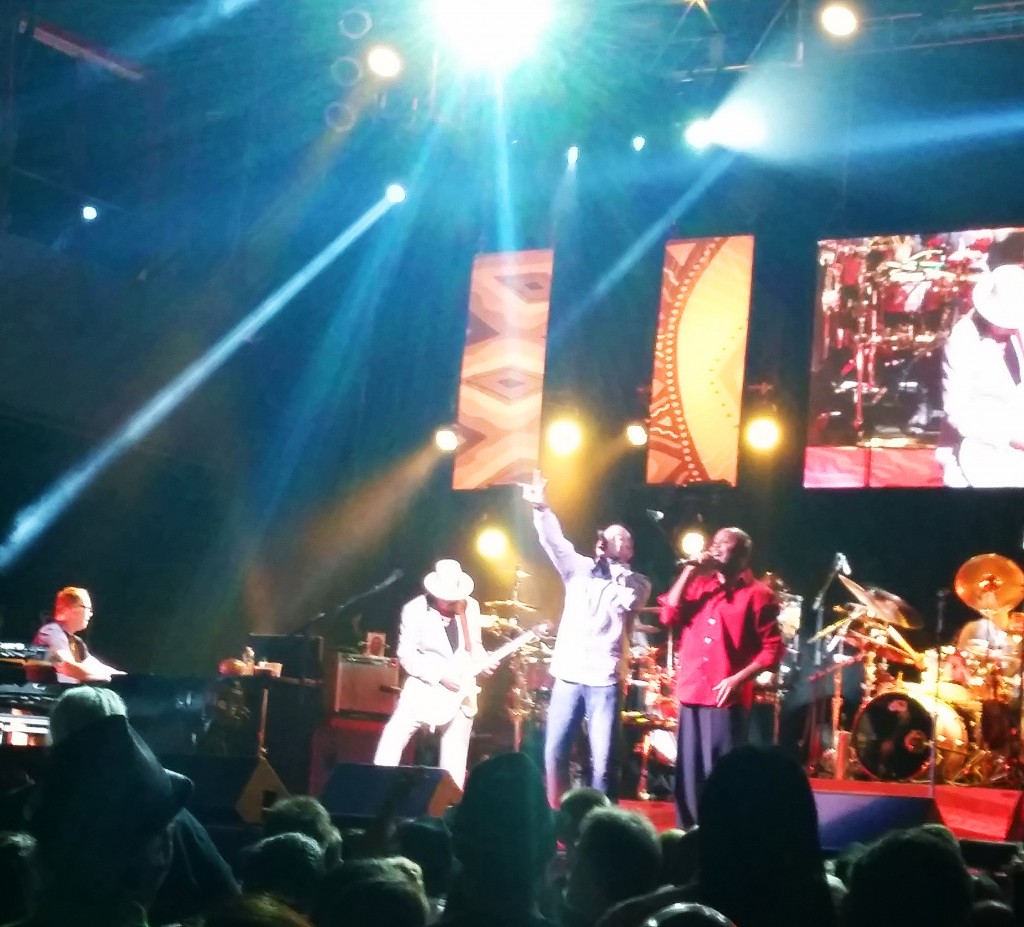 Check out my experience at the House of Blues in Las Vegas to see An Intimate Evening with Santana: Greatest Hits Live! on Home in High Heels | www.homeinhighheels.com