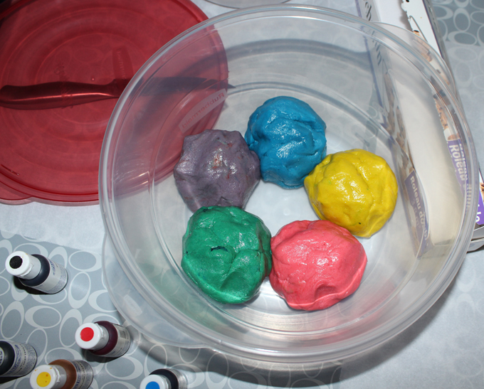 Want colorful, fun, rainbow cookies? How about making them without all the mess of icing or sprinkles? Here's my recipe & tutorial for Rainbow Stained Glass Cookies for the Holidays - perfect for Christmas, Hanukkah, & just about any holiday if you play with the color combos! Tons of fun to make & tasty to eat! Check out more great ideas on Home in High Heels