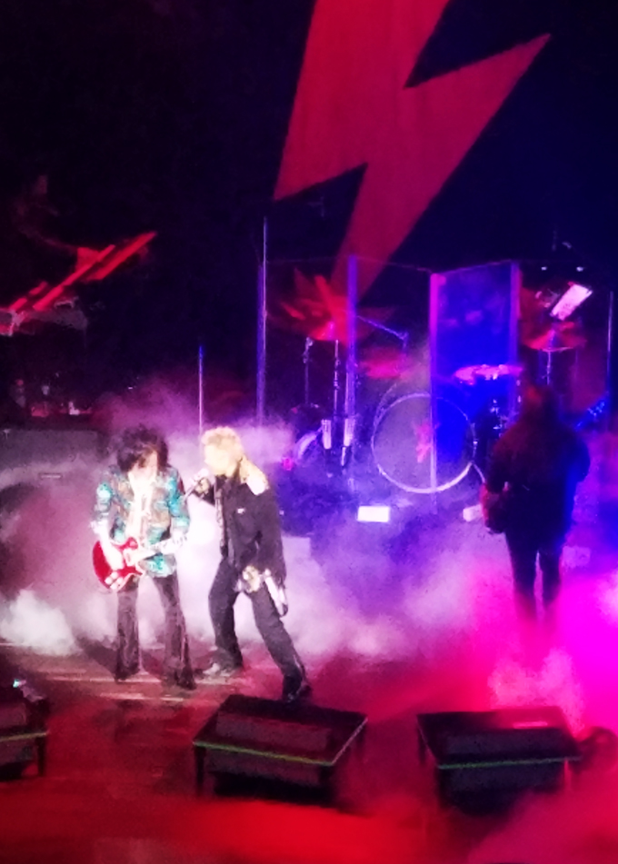 Billy Idol: Forever at the House of Blues Las Vegas inside the Mandalay Bay Casino -an incredible experience! See why you can't miss this amazing concert & see more lifestyle, Vegas, & home post on Home in High Heels