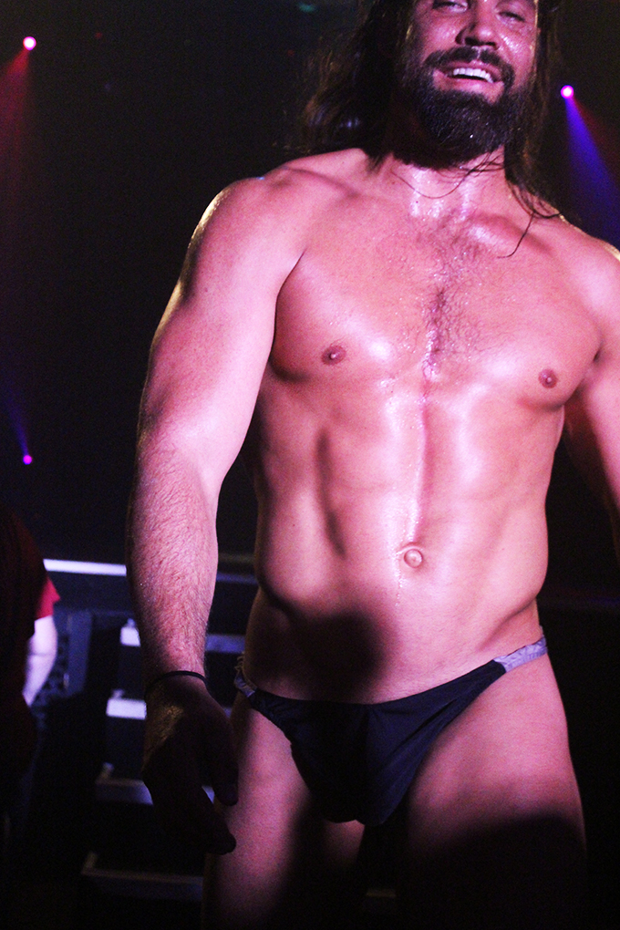 Vegas Girls Can't Get Enough Thunder Down Under- the perfect girl's night out on the Las Vegas Strip on Home in High Heels