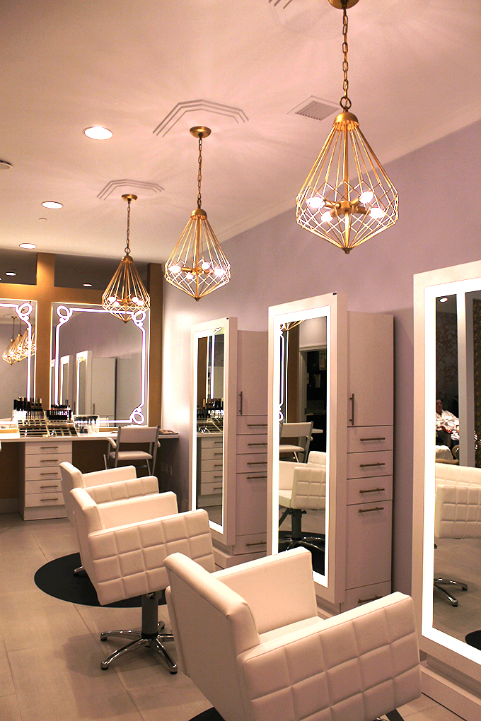 A gorgeous hair salon to add to your Vegas list!
