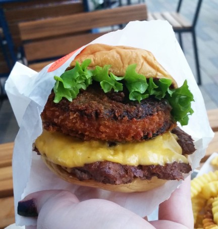 Shake Shack Restaurant Burgers Shack Stack Cheeseburger and a ’Shroom Burger The Summerlin Shake Shake Stole Our Hearts! Check out more details on Home in High Heels including the new location, specialty menu, & what we thought of the experience! | www.homeinhighheels.com