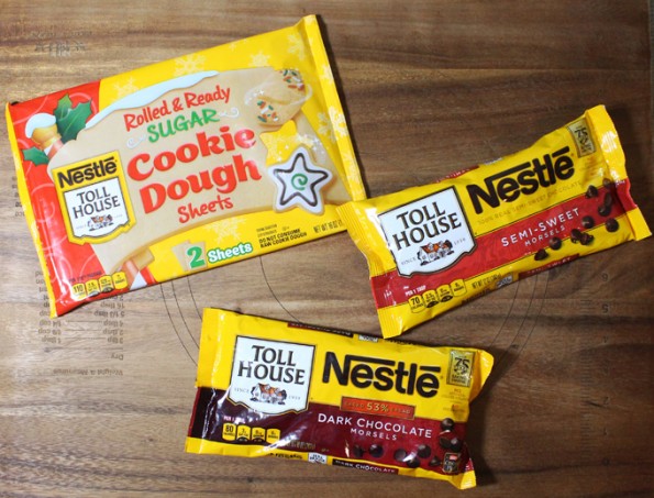 A simple recipe for the BEST slowcooker hot chocolate- a crockpot recipe perfect for a party! & a DIY tutorial for those cute over-the-mug cutout cookies too! I went with stars- but most shapes will work! Read more about lifestyle, food, & style on Home in High Heels