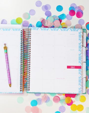 A Look at the kitlife planner & Why I Love It - the Keeping It Together Planner inside, details, & my favorite part on Home in High Heels