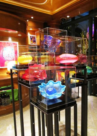 Bellagio Chihuly Gallery My top 5 reasons Las Vegas has become home + local spots to visit! Why Do You Like Living in Las Vegas So Much? on Home in High Heels