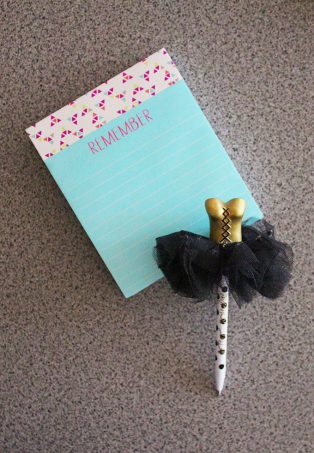 My morning process to set myself up for a productive day. Setting goals, setting yourself up for success, & how to stay focused. #girlboss Hustle Morning Routine- step by step to get it all done on Home in High Heels