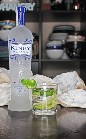 Summertime Vodka Sips with 3 Recipe Variations! Mean Green Jealousy, Think Pink, & Green with Envy summer vodka drink recipes on Home in High Heels