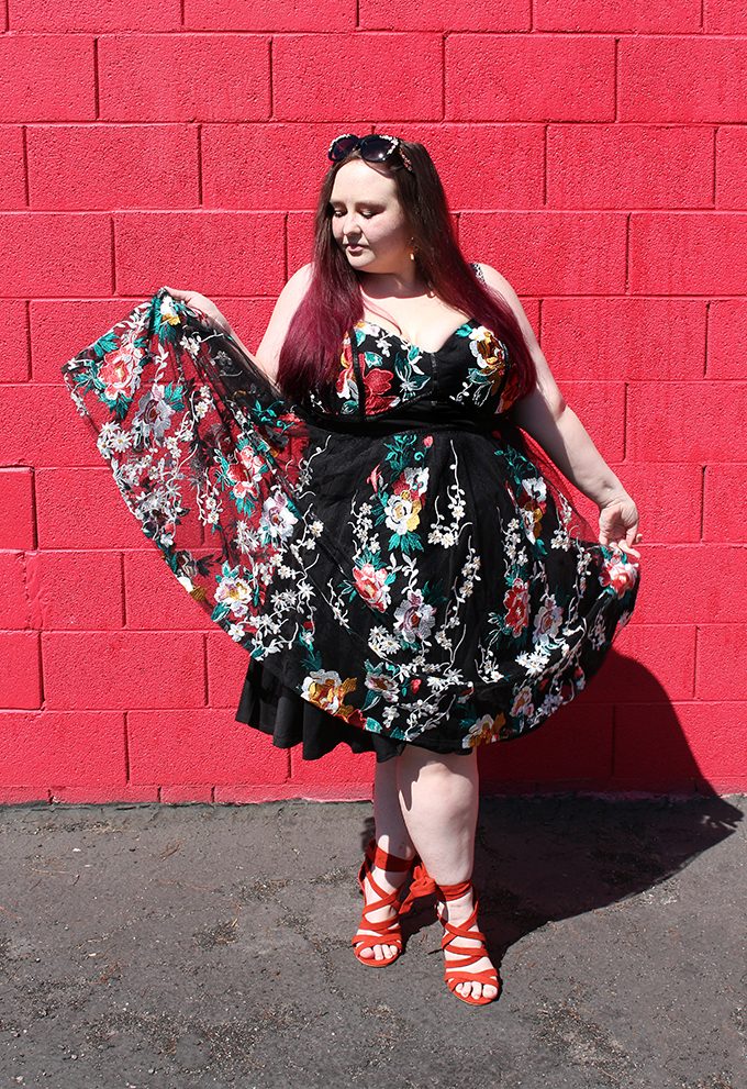 Styling the Most Beautiful Embroidered Sweetheart Floral Dress! Curvy / plus size dresses, accessories, & shoes on Home in High Heels